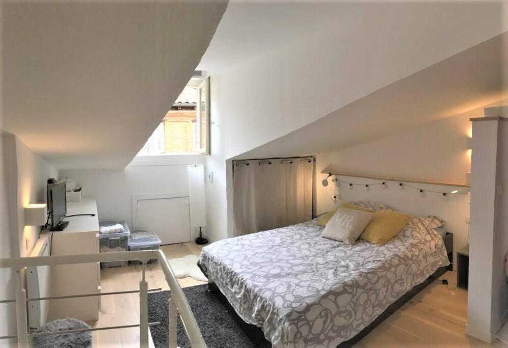 Duplex Aux Carmes Appartement Toulouse Buitenkant foto